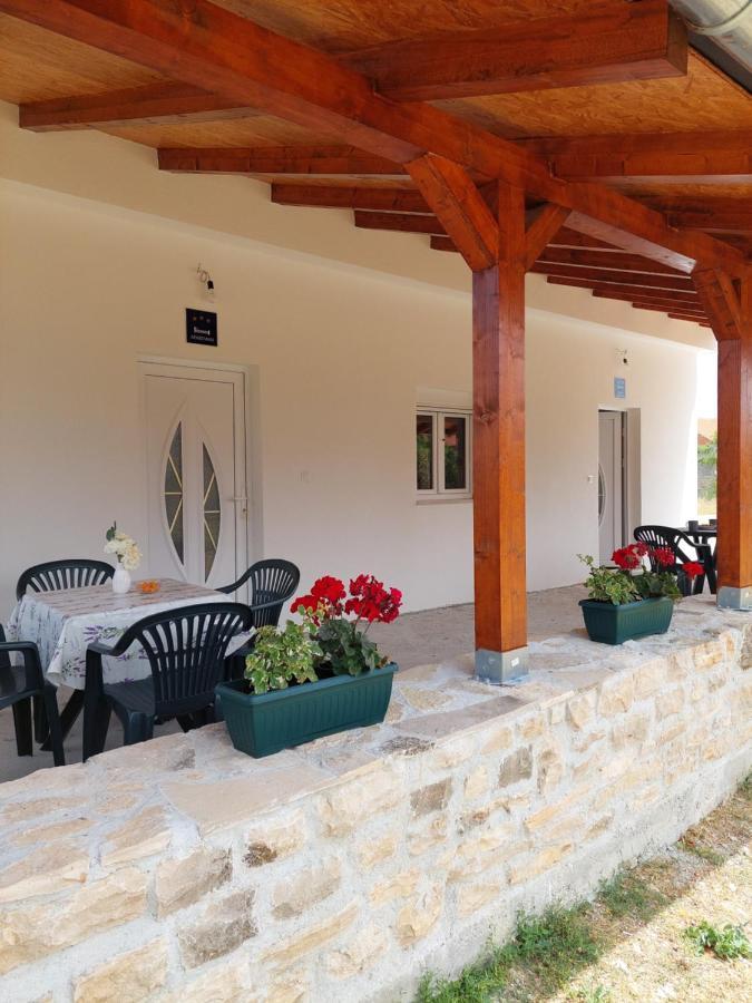 Apartmani Dejan Skradin Esterno foto