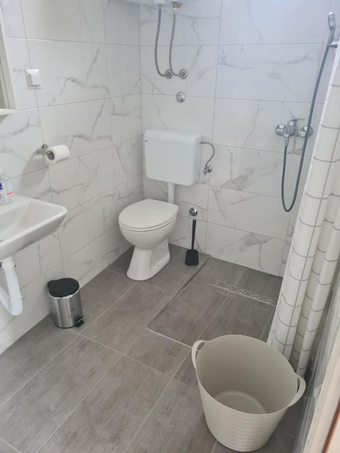 Apartmani Dejan Skradin Esterno foto